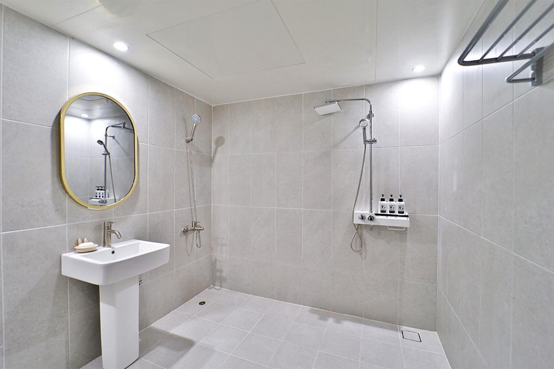 Calm Rest Hotel Busan Sasang Dış mekan fotoğraf